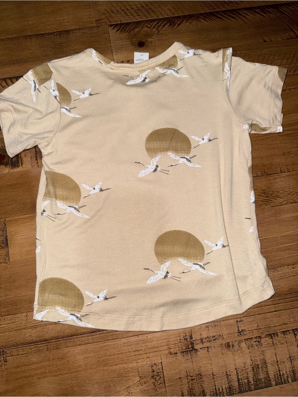 Kate Quinn Cranes short sleeve shirt 3T